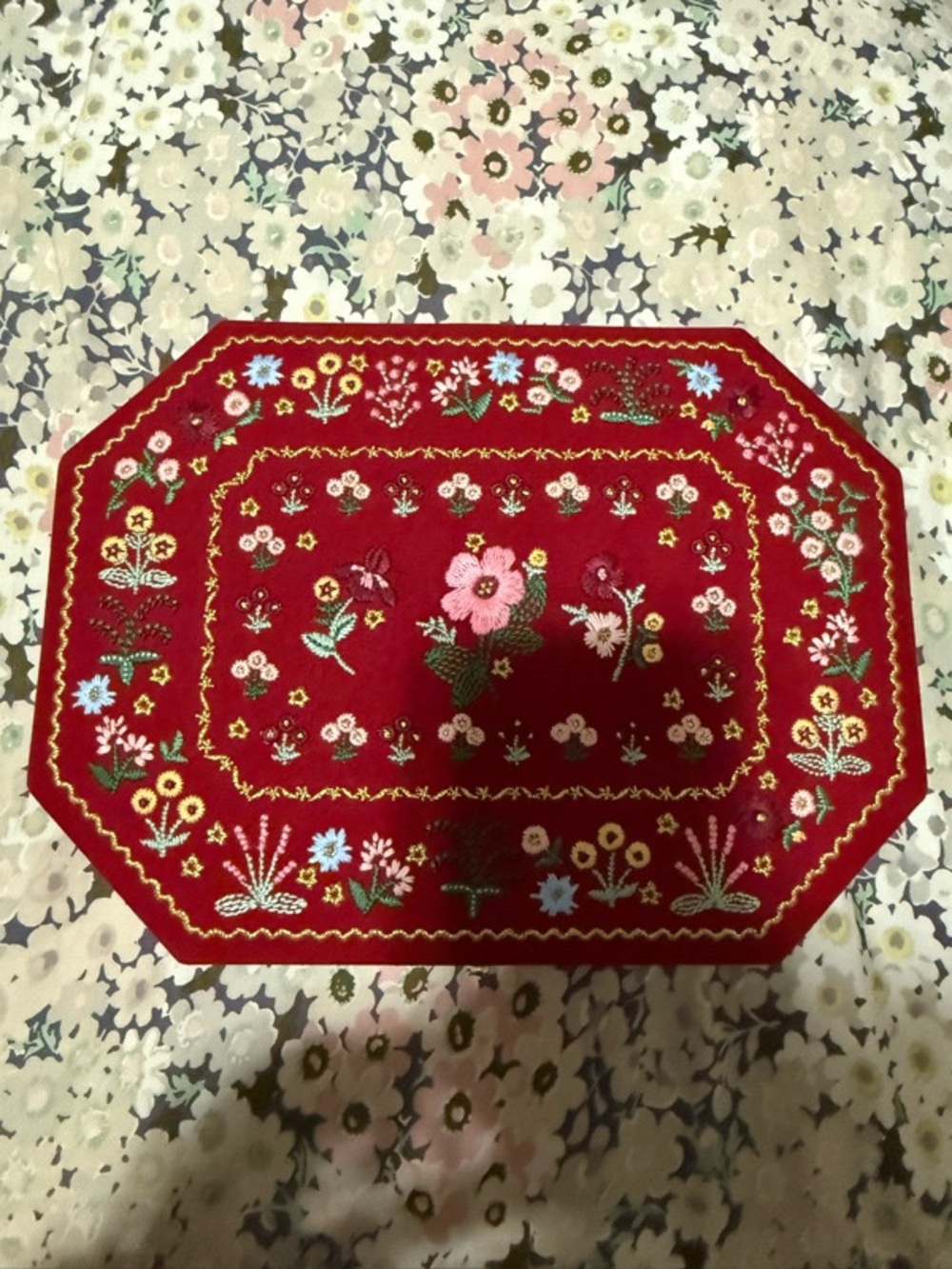 Gemma Embroidered Jewelry Box - Picture 4 of 10